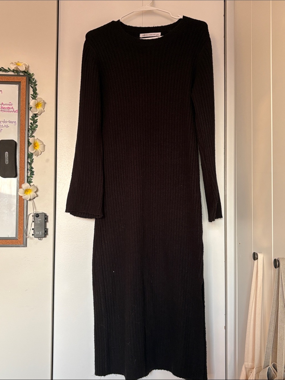 Women's Black Ribbed Knit Long Sleeve Wool Dress